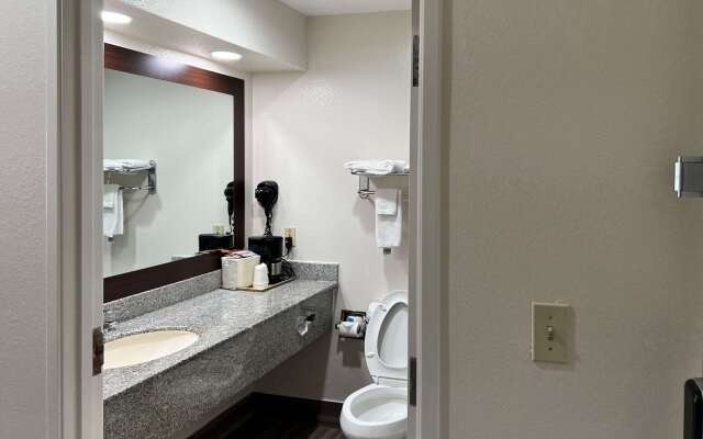 Econo Lodge Beaumont I-10 South