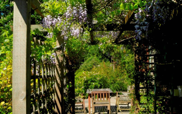 Caddon View Country Guest House