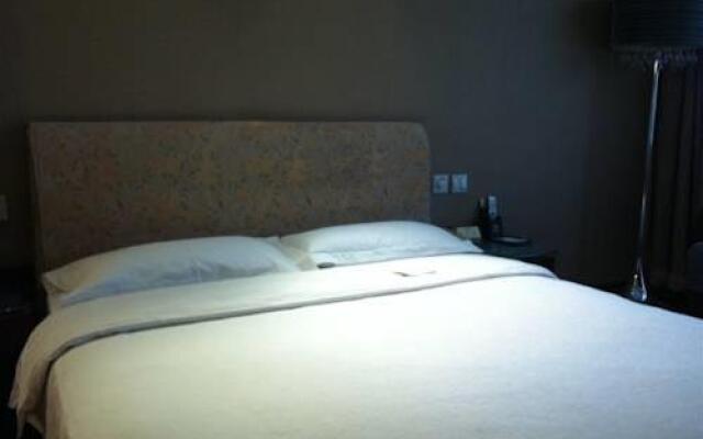 Heizee Hotel