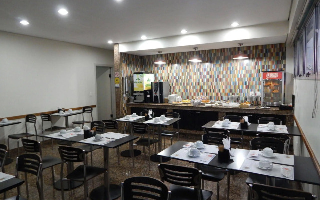 Frimas Hotel