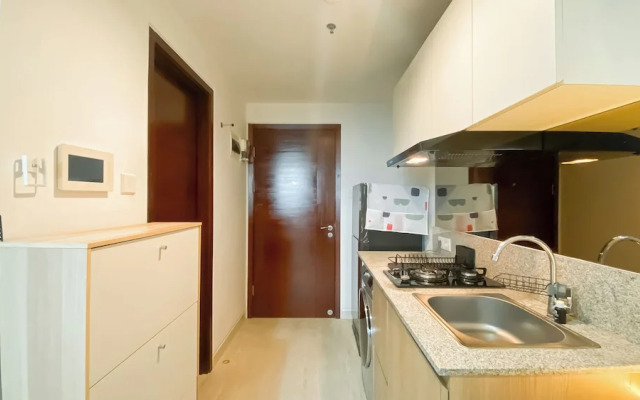 Homey Living Studio At West Vista Apartment