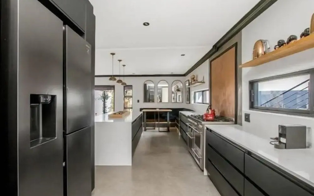 The Urban Sanctuary Boutique Hotel