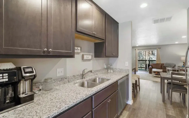 Hillside Duo - 2 Units in The Vineyards Resort