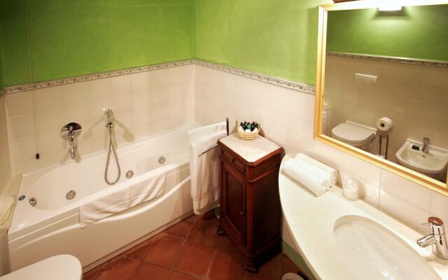 Foresteria Conti Roero