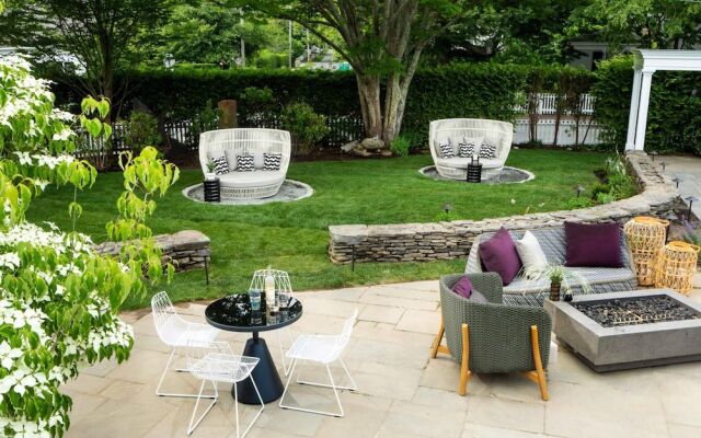 The Richard, The Edgartown Collection