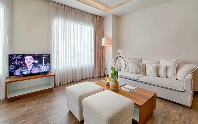 A La Carte Da Nang Beach