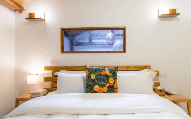 Tong Lu Ye Du Li Cun