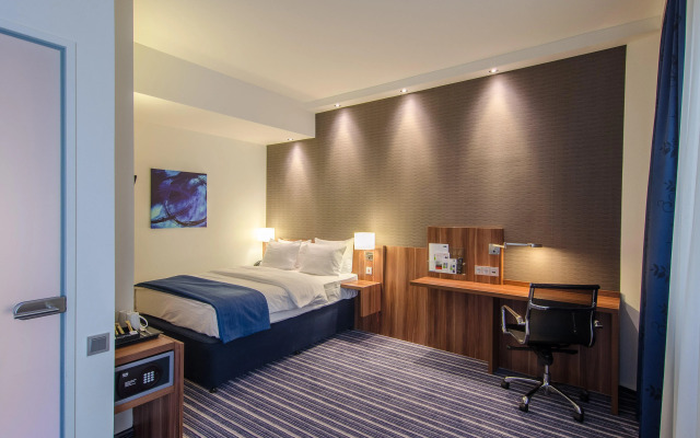 Premier Inn Duesseldorf City Centre Hotel