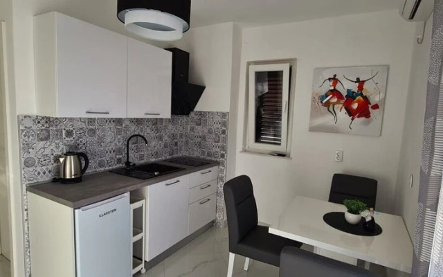 Dari - 70m From Sea - A1