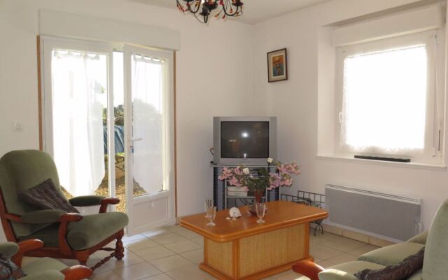 Chez Yvonne (PBA116)