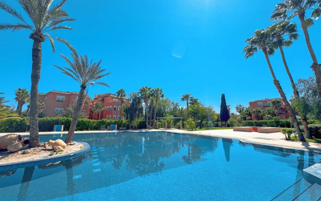 Luxurious Duplex in a Peaceful Resort