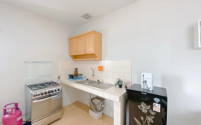 Minimalist and Comfy 2BR Apartment Puri Garden