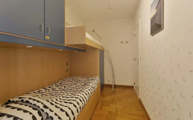 Apartment With Terrace for 5 People