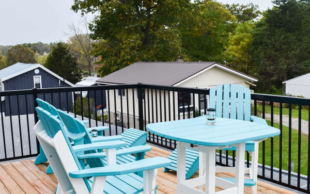 Colonial Hotel & Suites