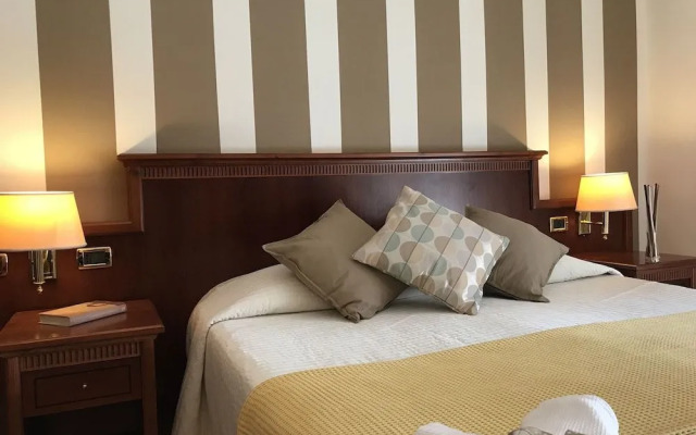 Palazzo Azzarita By Holiplanet