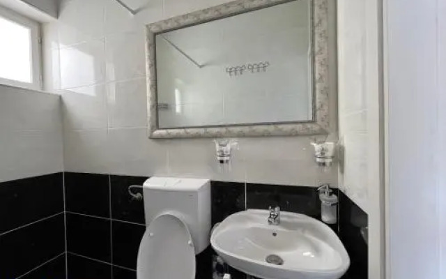 Soko Apartments & Rooms