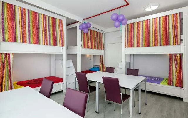 Evim Hostel Kadikoy