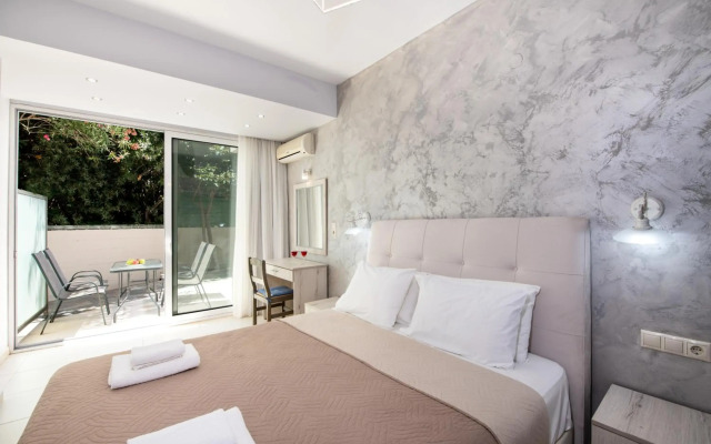 Labyrinth Hotel