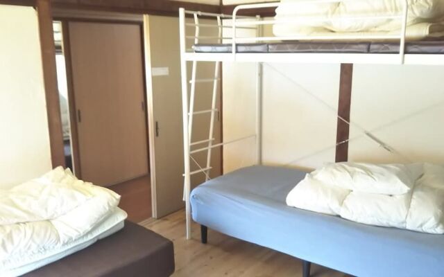 Guesthouse & Beach Cafe Fuego Hostel