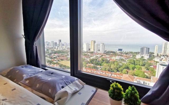 Tropicana 218 Macalister – Guest Rooms – George Town
