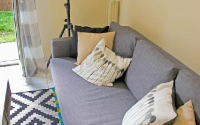 Stylish City Center Garden Apartment