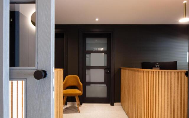Porta Suites