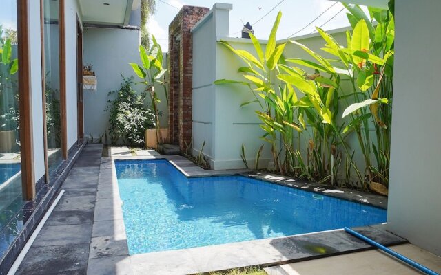 Amanlane Villa Seminyak by ARM