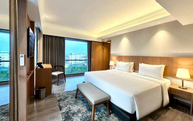 The Malioboro Hotel & Conference Center – Guest Rooms – Yogyakarta