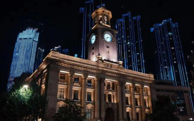 Yinhua Business Hotel (Wuhan Tongyi Street)