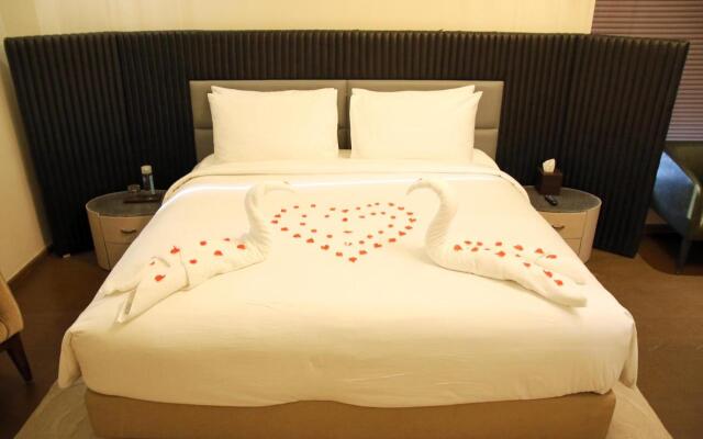 Udman Greater Noida By Ferns N Petals