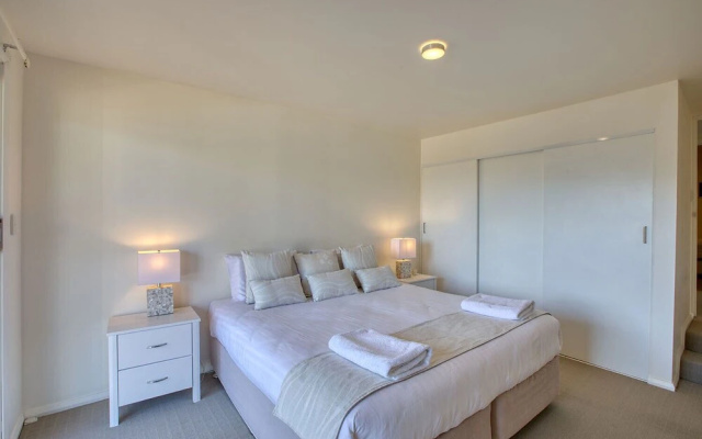 Quarterdeck Apartment