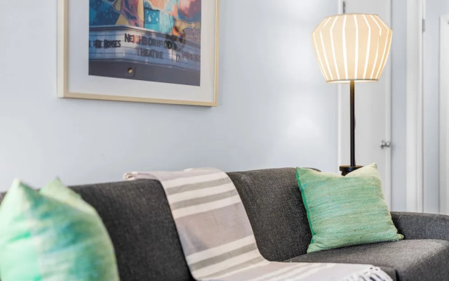 881 Furnished Apartments