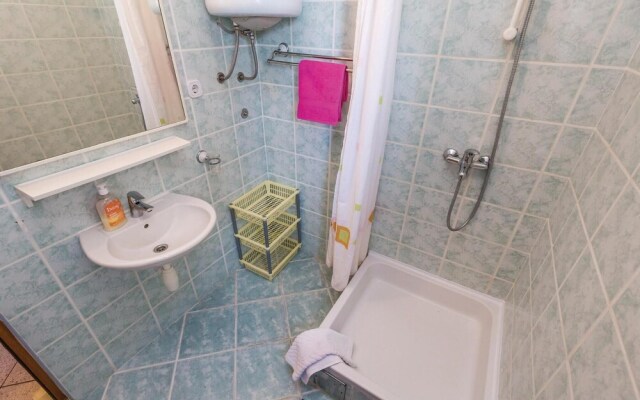 Stunning Home in Stara Novalja With Wifi and 1 Bedrooms