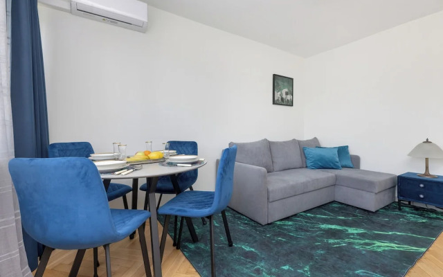 Al. Solidarnosci 92/95