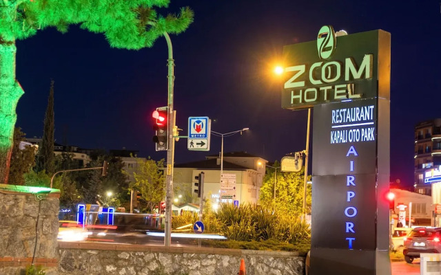 Zoom Hotel