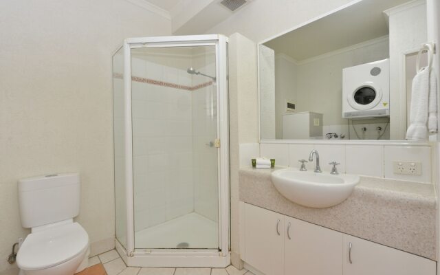 Seascape Holidays - Coral Apartments