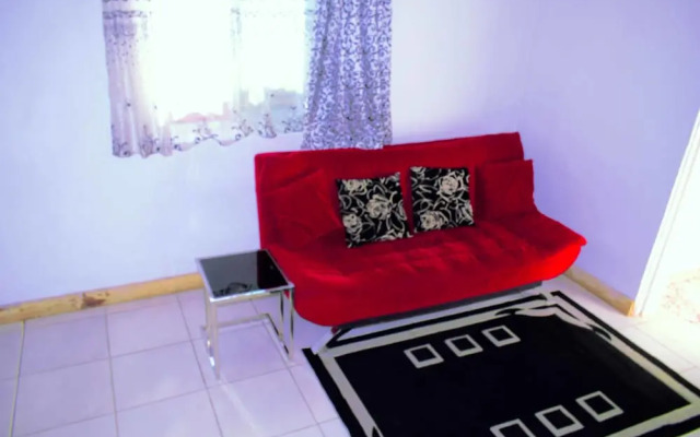 Spendwise Lodge and Apartments