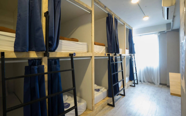 OYO 437 Hostel Na Nara