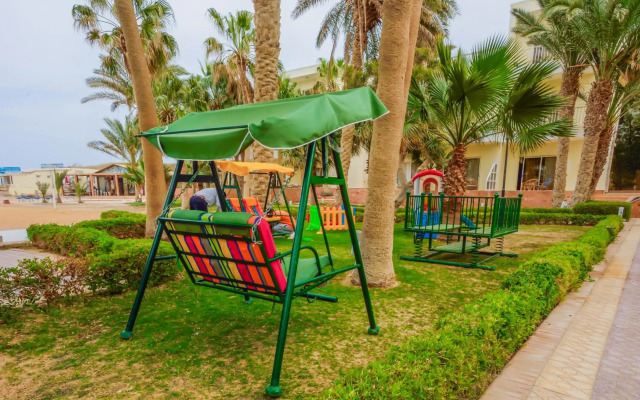 Royal Star Empire Beach Resort