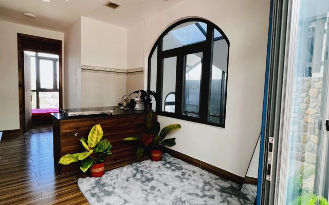Đồi Gió HOUSE