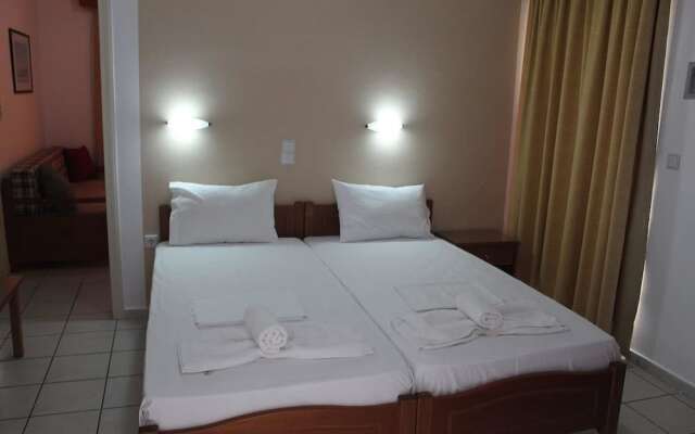 Platanias Beach Apartment