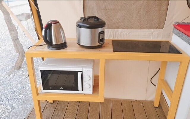 Aquamarine Glamping