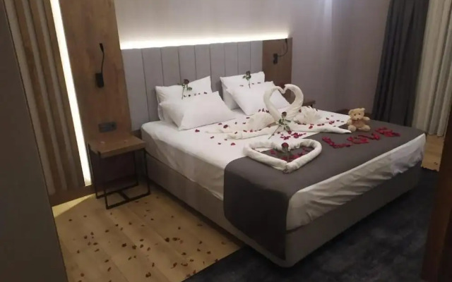 Nehir Otel
