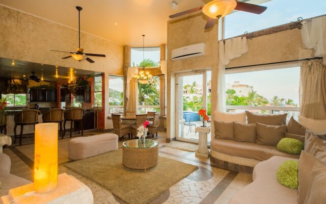Spacious Cabo Villa Perfect for Large Groups: Villa Alegria