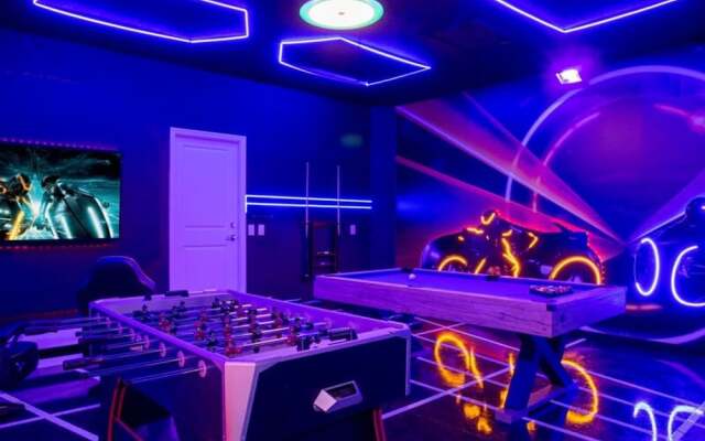 7316 Luxury Home 5BD Near Disney