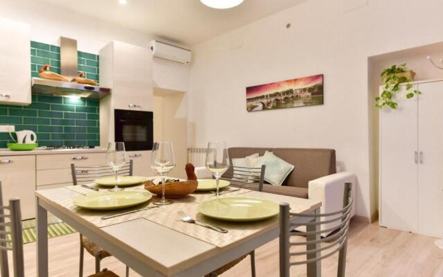 BMGA l Coliseum Rome Apartment 1Bdr for Couples