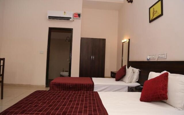 Gulmohar Sariska Resort