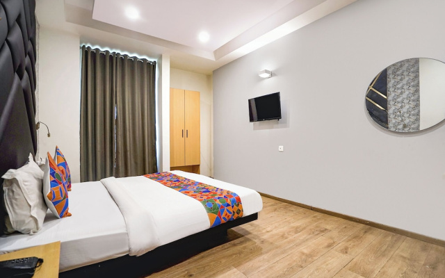 FabHotel Novis Stayz
