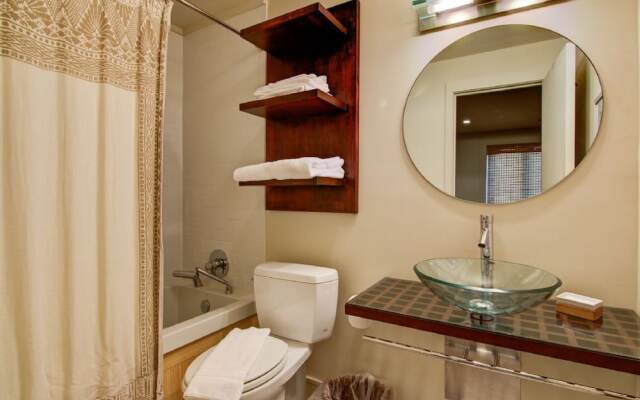 Ocean Club by RedAwning