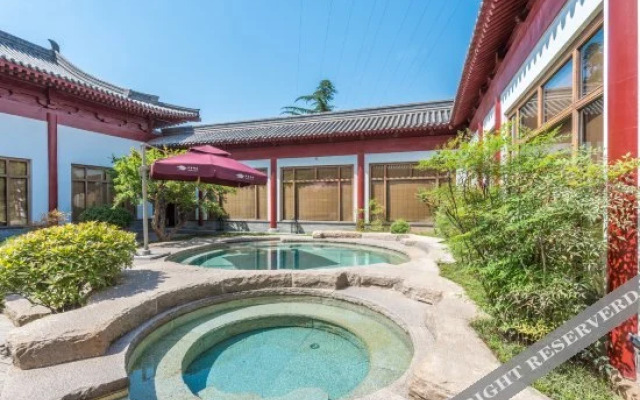 Huaqing Palace Resort & Spa